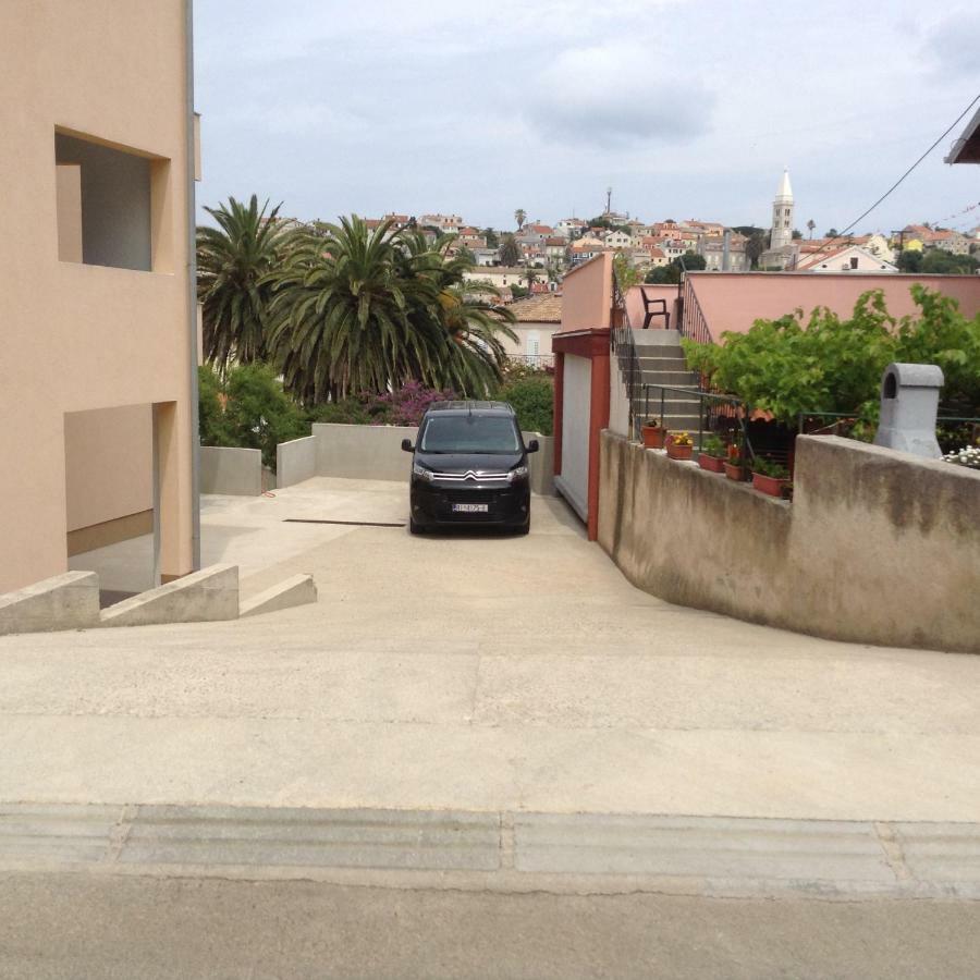 Apartments Villa Forida Mali Lošinj Exteriör bild
