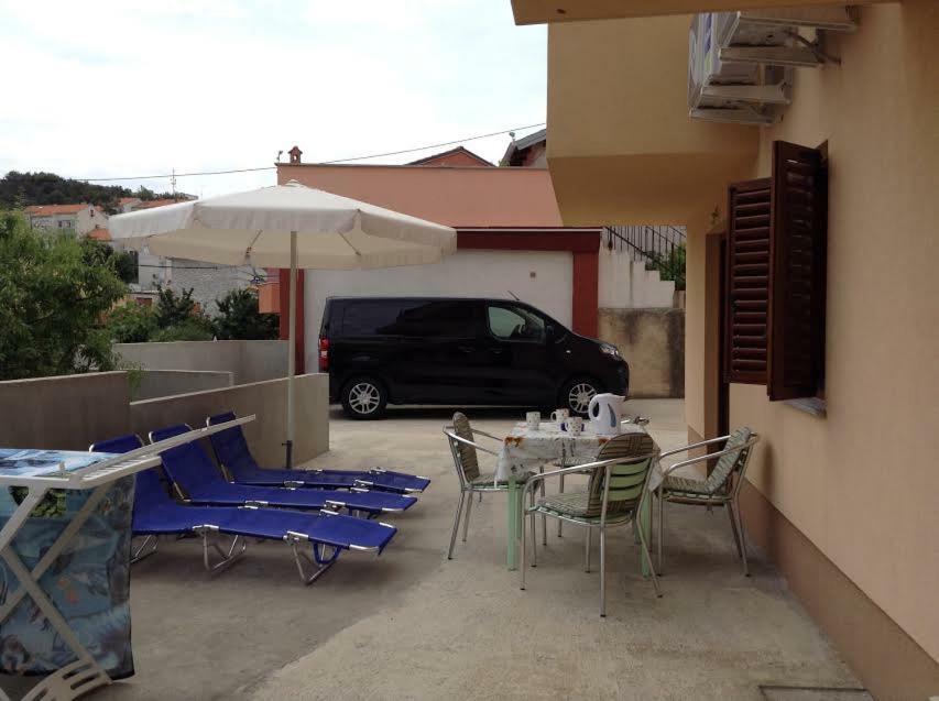 Apartments Villa Forida Mali Lošinj Exteriör bild