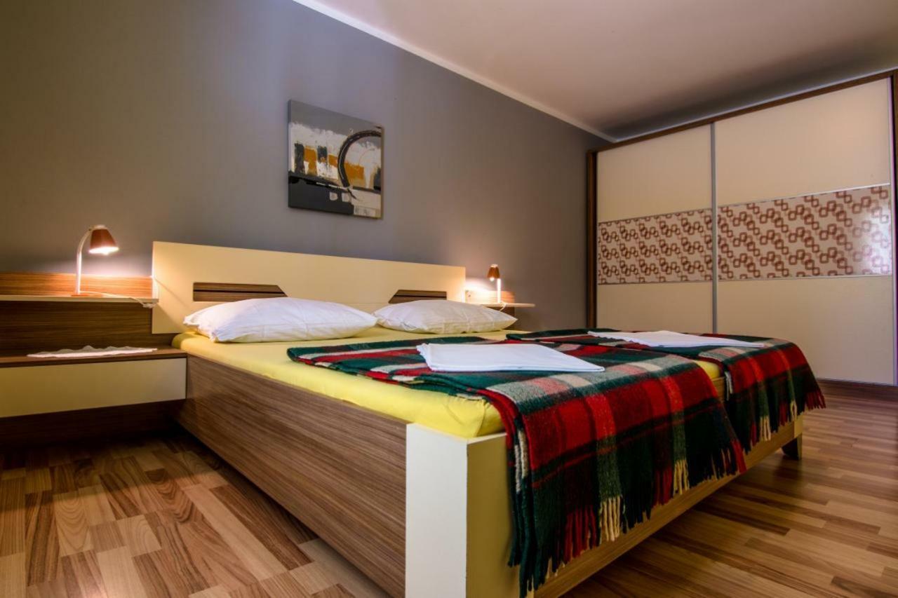 Apartments Villa Forida Mali Lošinj Exteriör bild